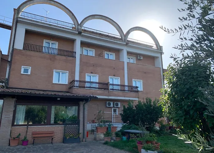 מלון Fontana Di Papa Al 12° 2*